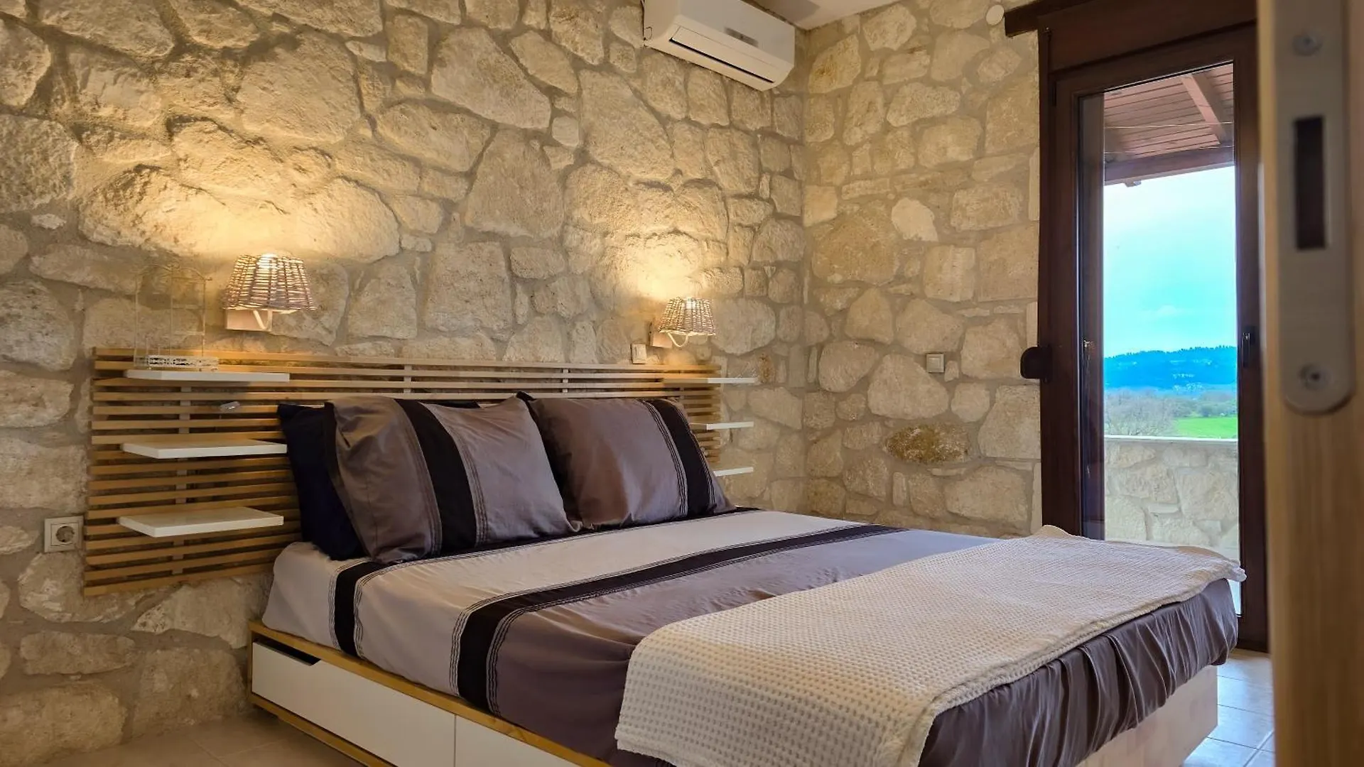 Maria'S Stone Heaven Retreat Villa Kalandra Greece