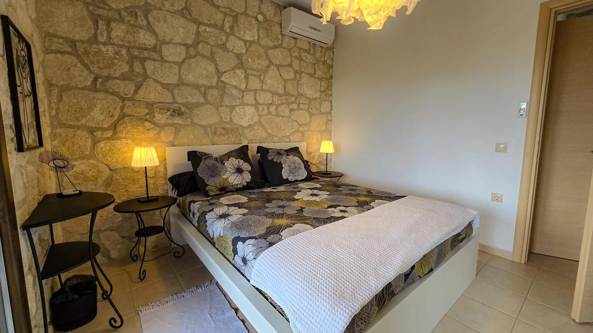Maria'S Stone Heaven Retreat Villa Kalandra